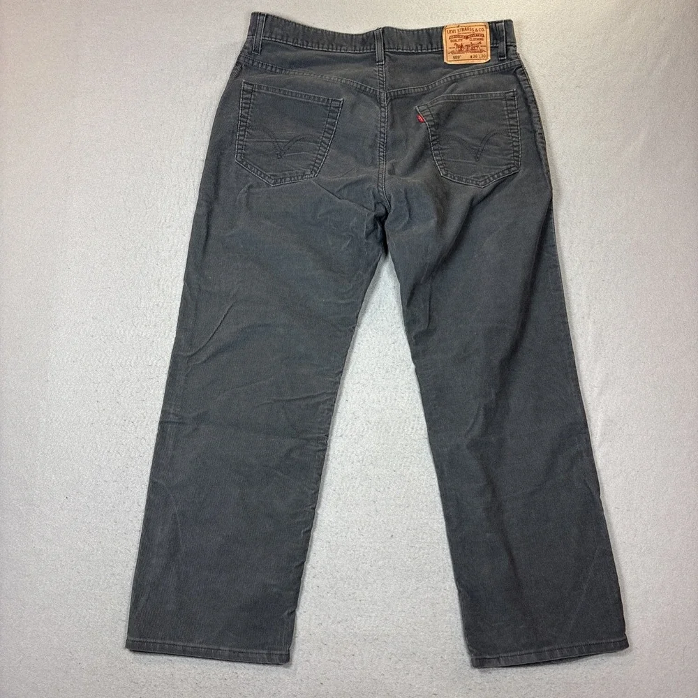 VTG Levi's 559 Relaxed Straight Gray Corduroy Pants Men's 36x30‎ Classic Fit